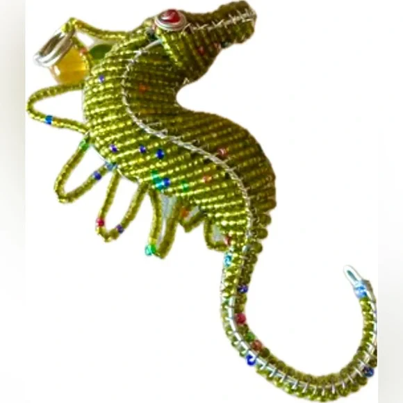 Handmade Beaded Seahorse Holiday Ornament 5.5" Green Suncatcher Hanging Window - Picture 2 of 3